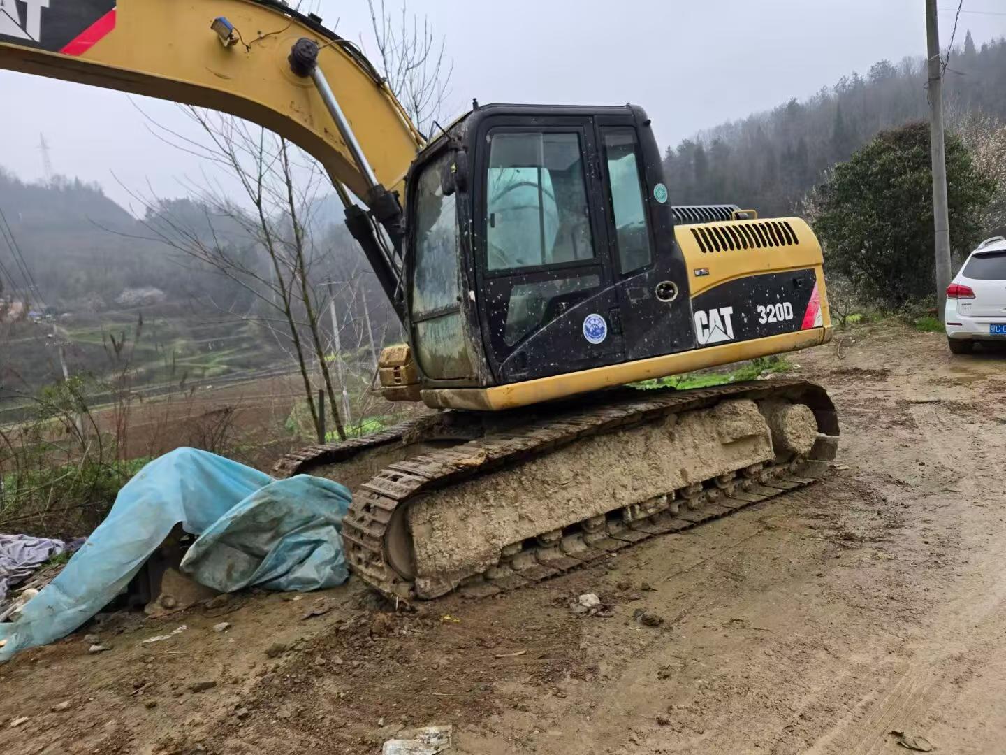 Buy Caterpillar M315D Used Excavator / 8 Used Caterpillar M315D Excavator 2010 Model / 8