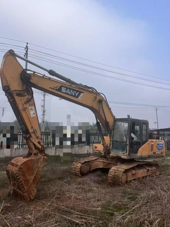 Buy Sany SY205C-8 Used Excavator / 1