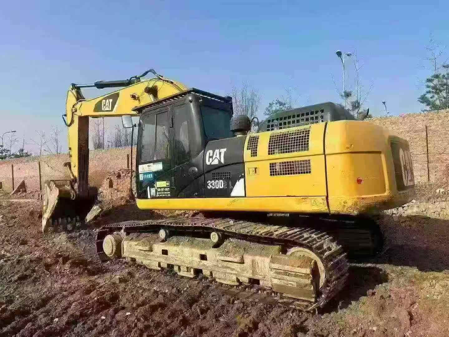 Buy Caterpillar 330B Used Excavator / 1