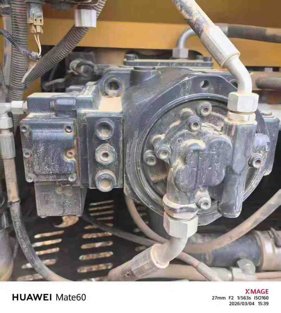 Used XCMG XE215 Excavator 2022 Model / 5