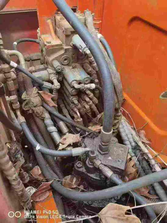 Buy Doosan DH80 Used Excavator / 1