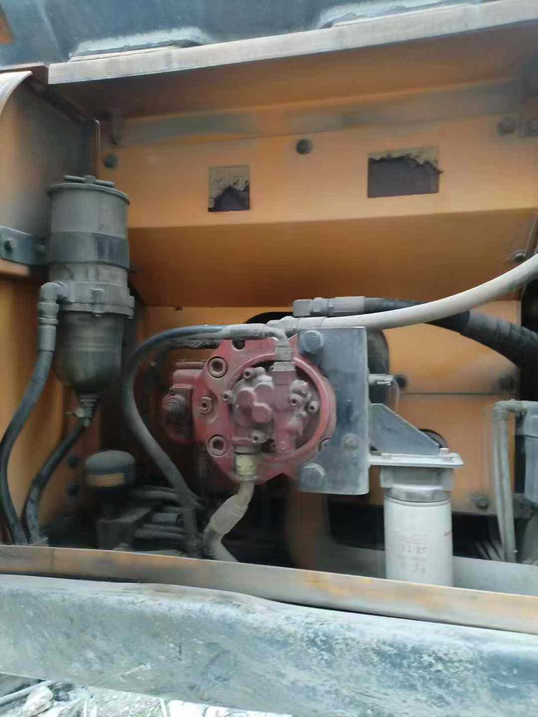 Used Hyundai R215VS Excavator 2016 Model / 7