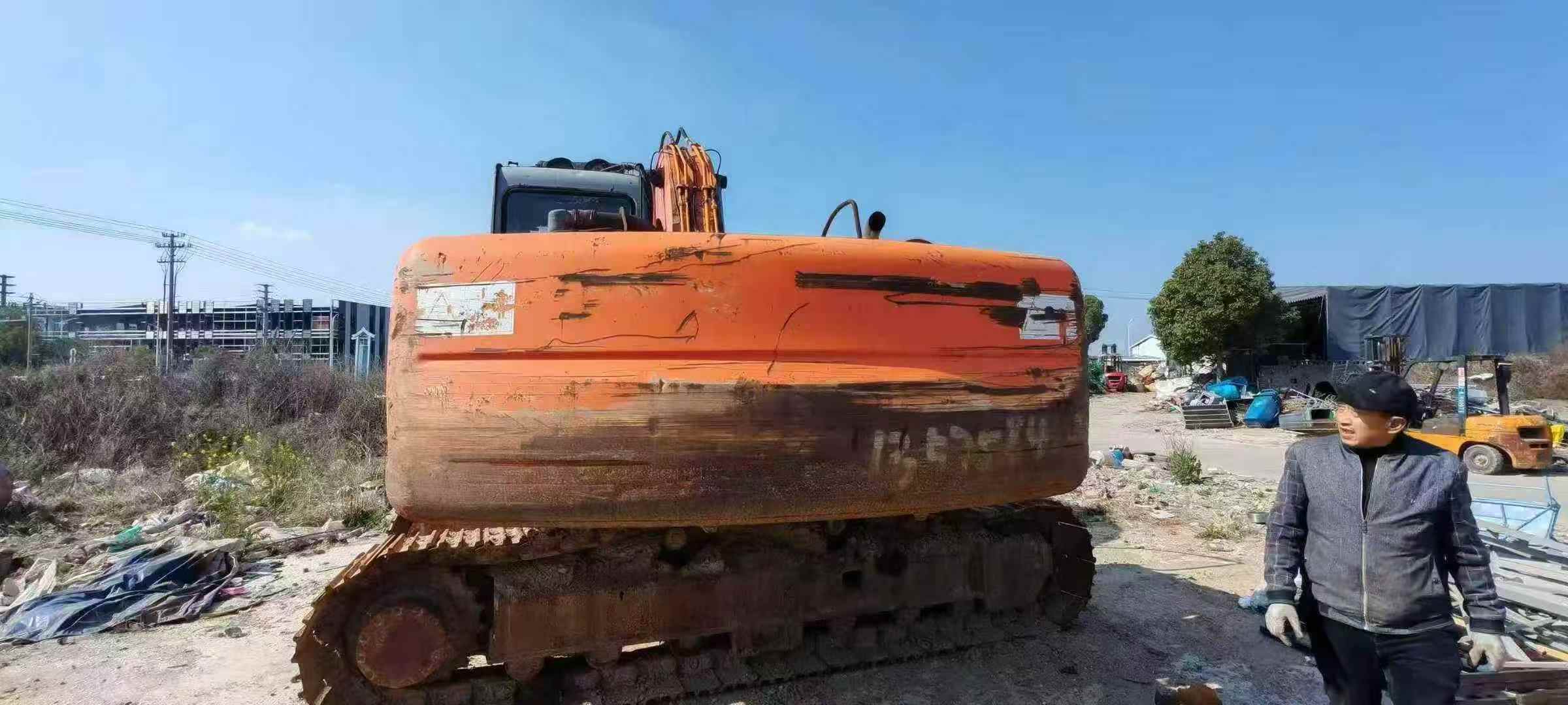 Used Hitachi ZX200-6 Excavator 2016 Model / 2