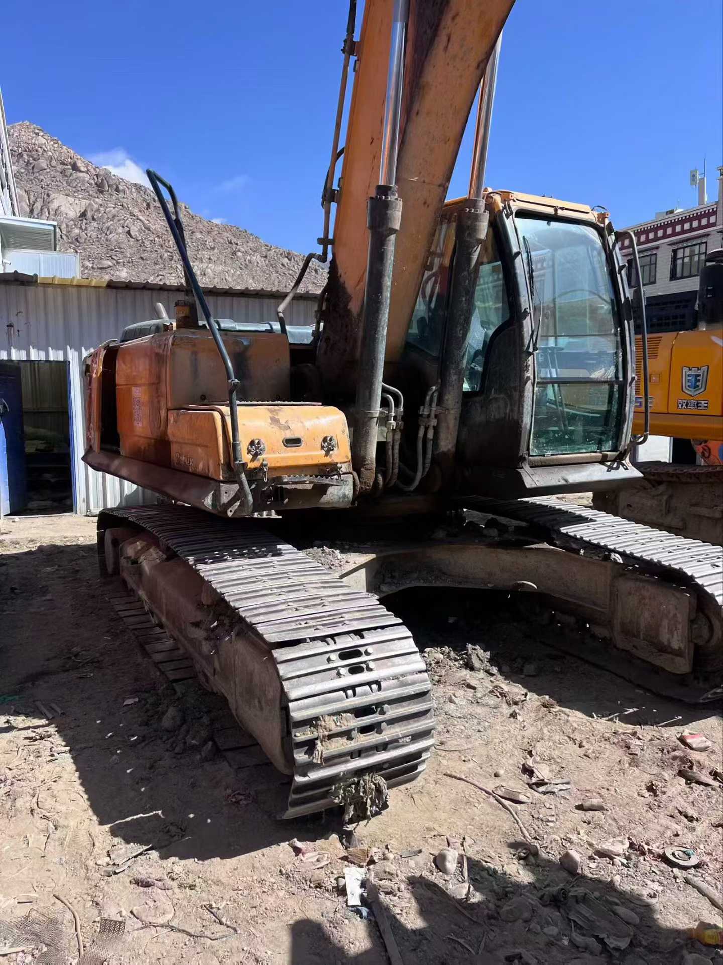 Buy Hyundai R225-7 Used Excavator / 2 Used Hyundai R225-7 Excavator 2017 Model / 2