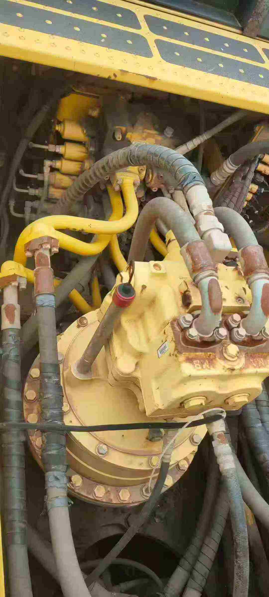 Buy Komatsu PC450-8 Used Excavator / 4 Used Komatsu PC450-8 Excavator 2014 Model / 4