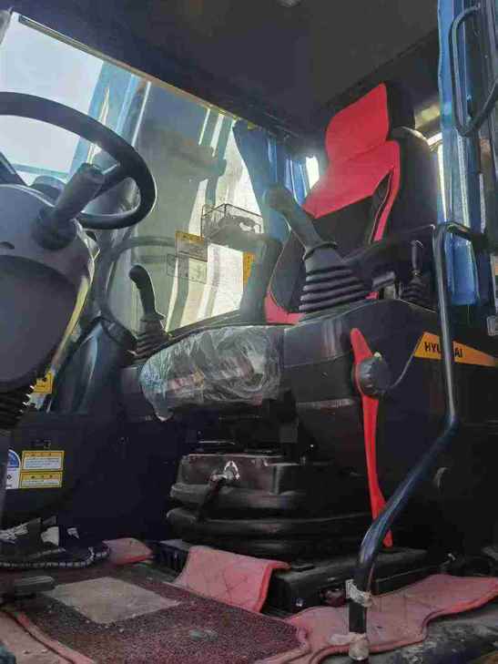 Buy Hyundai R150-7 Used Excavator / 1