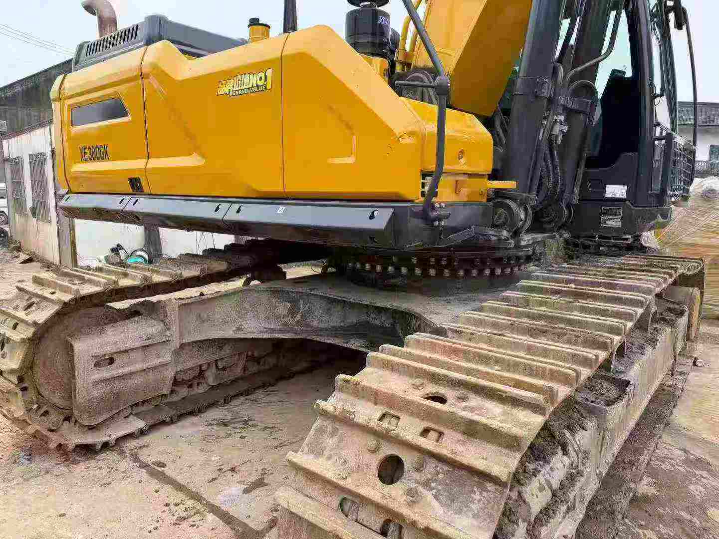 Used XCMG XE380K Excavator 2024 Model / 3