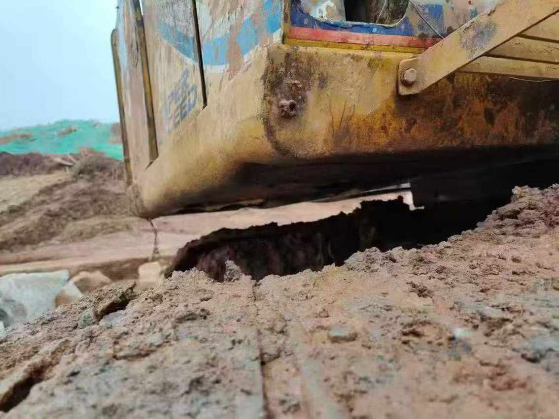 Buy Kato HD307 Used Excavator / 4 Used Kato HD307 Excavator 2016 Model / 4