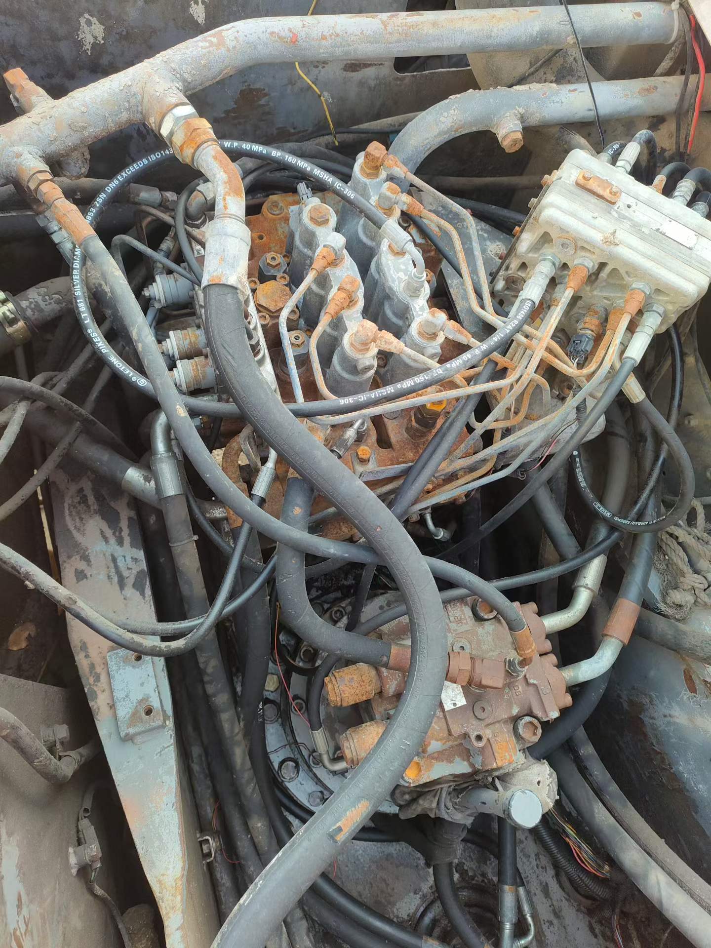 Buy Hitachi ZX200-6 Used Excavator / 8 Used Hitachi ZX200-6 Excavator 2016 Model / 8