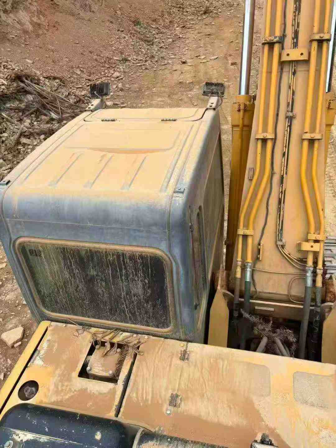 Buy Kato HD820-6 Used Excavator / 4 Used Kato HD820-6 Excavator 2016 Model / 4