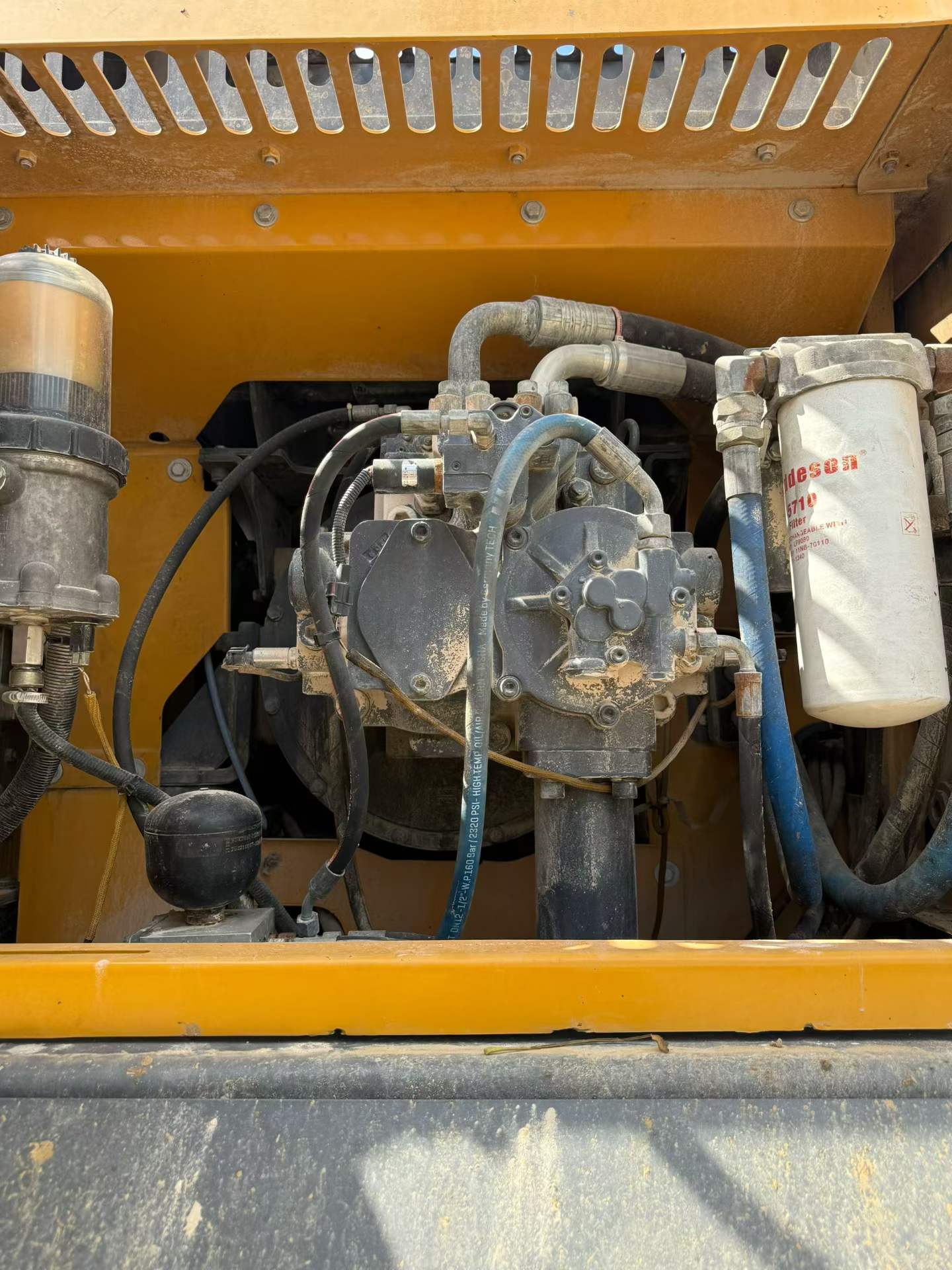 Buy XCMG XE490D Used Excavator / 4 Used XCMG XE490D Excavator 2021 Model / 4