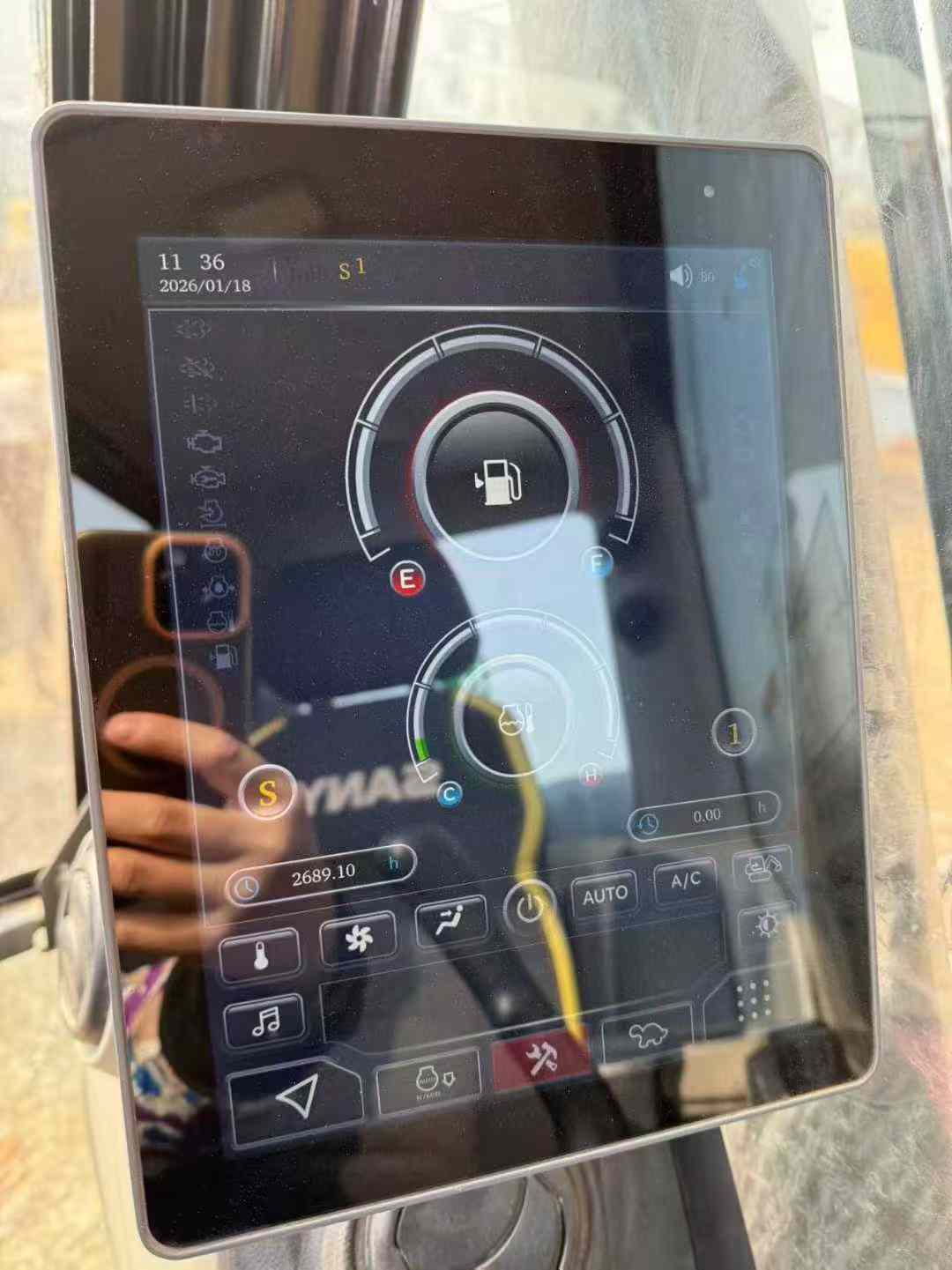 Used Sany SY200C Excavator 2022 Model / 8