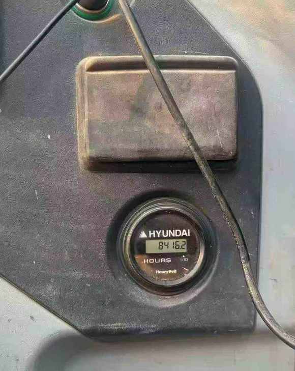 Buy Hyundai R215-7 Used Excavator / 1