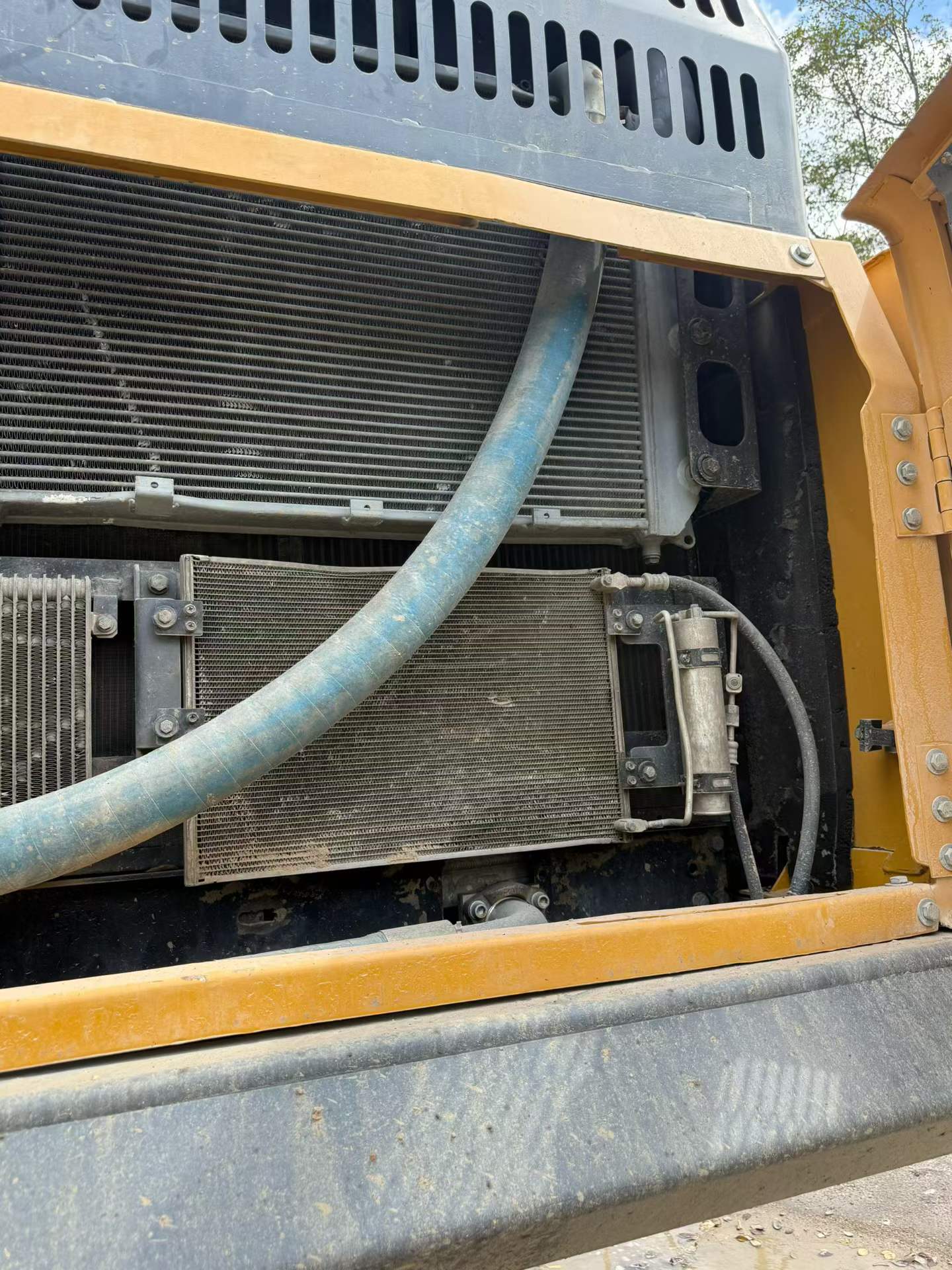 Buy XCMG XE490D Used Excavator / 5 Used XCMG XE490D Excavator 2021 Model / 5