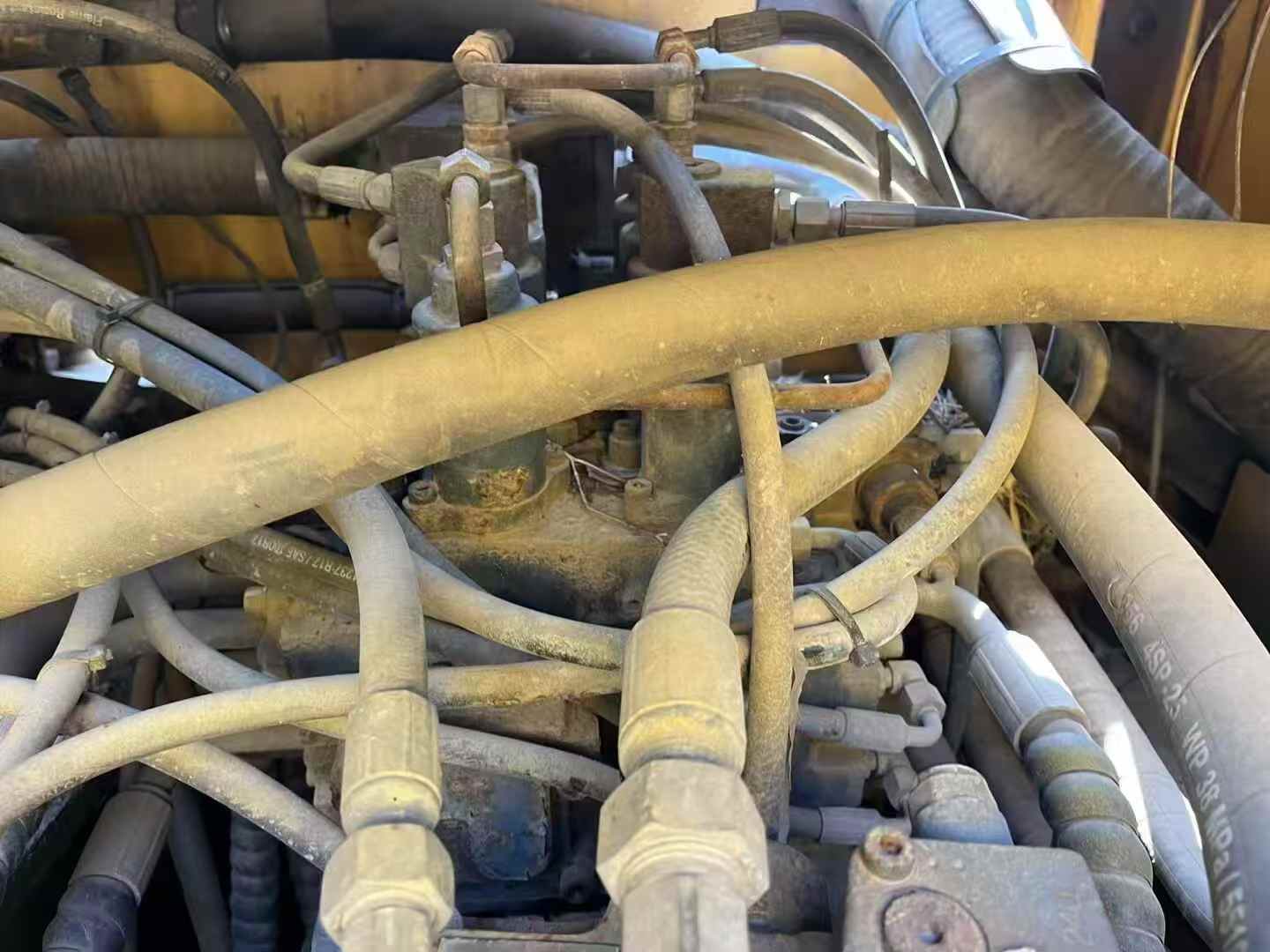 Buy XCMG XE215 Used Excavator / 5 Used XCMG XE215 Excavator 2013 Model / 5