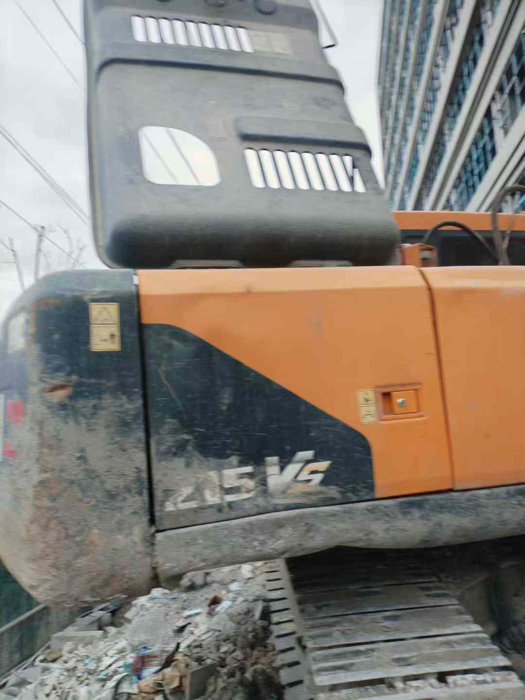 Used Hyundai R215VS Excavator 2016 Model / 6