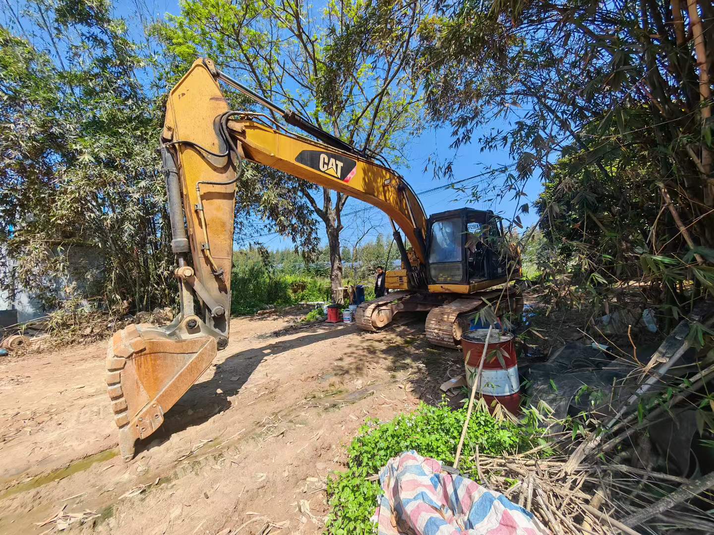 Buy Caterpillar 320D Used Excavator / 2 Used Caterpillar 320D Excavator 2016 Model / 2