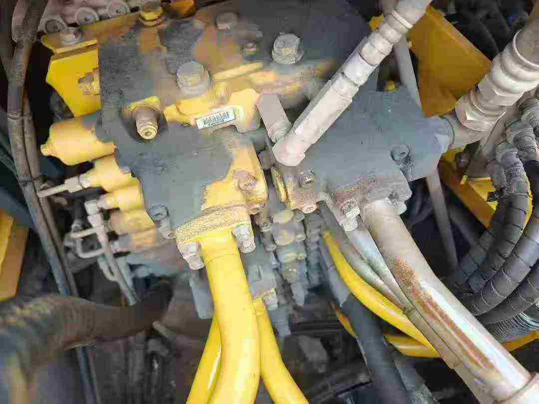 Buy Komatsu PC450-8 Used Excavator / 9 Used Komatsu PC450-8 Excavator 2014 Model / 9