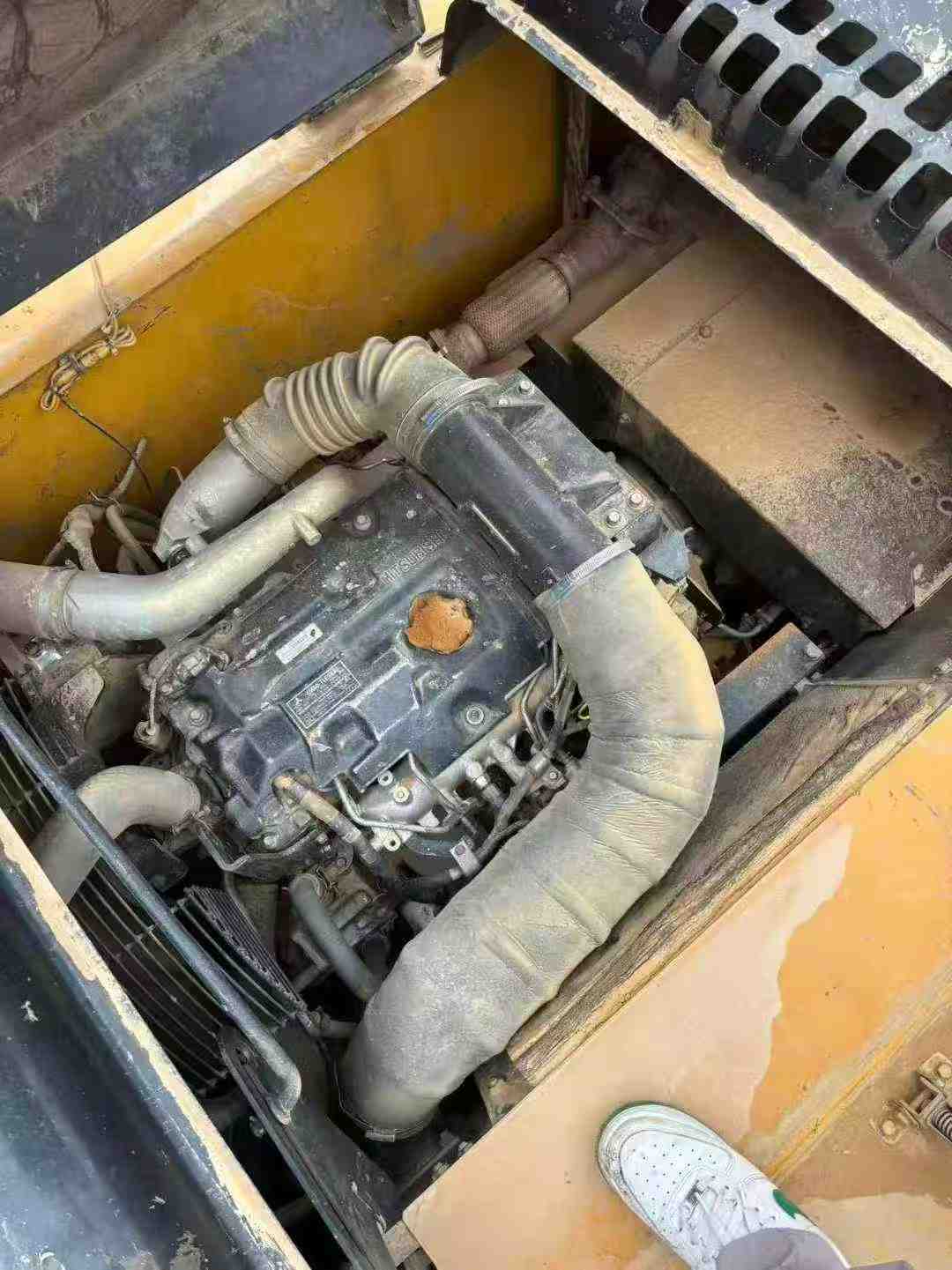 Buy Kato HD820-6 Used Excavator / 5 Used Kato HD820-6 Excavator 2016 Model / 5