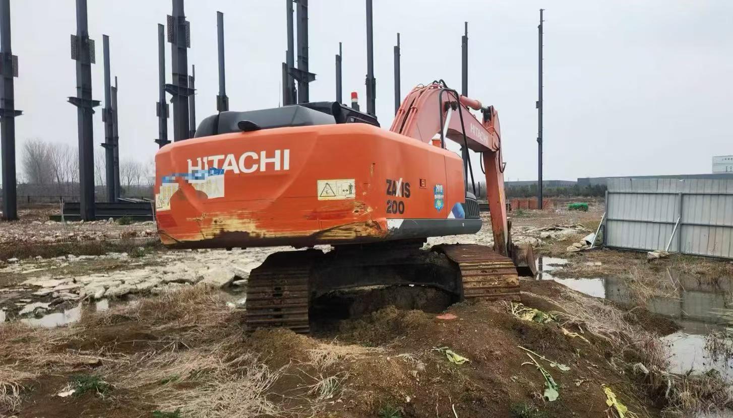Buy Hitachi EX200-5 Used Excavator / 2 Used Hitachi EX200-5 Excavator 2019 Model / 2