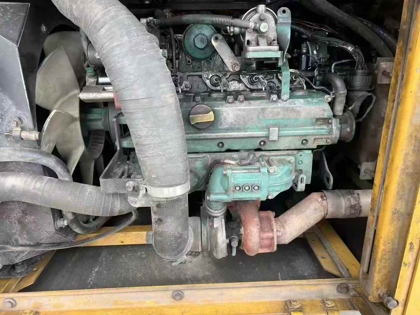 Buy Volvo EC140 Used Excavator / 4 Used Volvo EC140 Excavator 2014 Model / 4