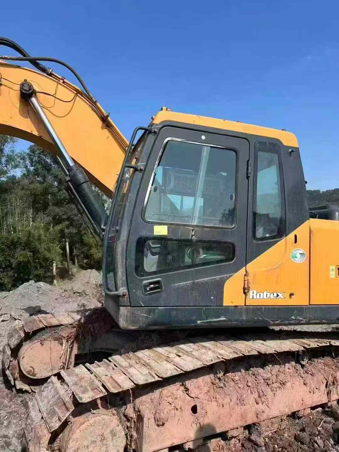 Buy Hyundai R215-7 Used Excavator / 2 Used Hyundai R215-7 Excavator 2020 Model / 2