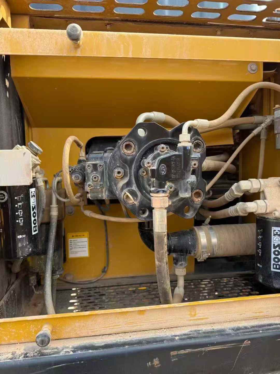 Used Sany SY200C Excavator 2022 Model / 5