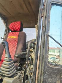 Buy Hyundai HX60 Used Excavator / 6 Used Hyundai HX60 Excavator 2016 Model / 6