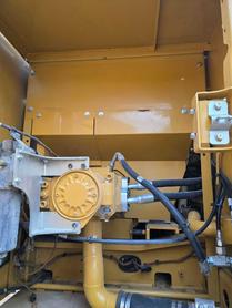 Buy Caterpillar 330B Used Excavator / 9 Used Caterpillar 330B Excavator 2022 Model / 9