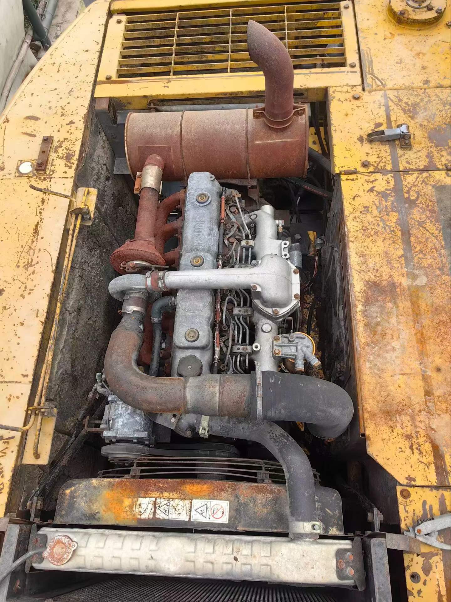 Buy Kato 820-3SP Used Excavator / 6 Used Kato 820-3SP Excavator 2016 Model / 6