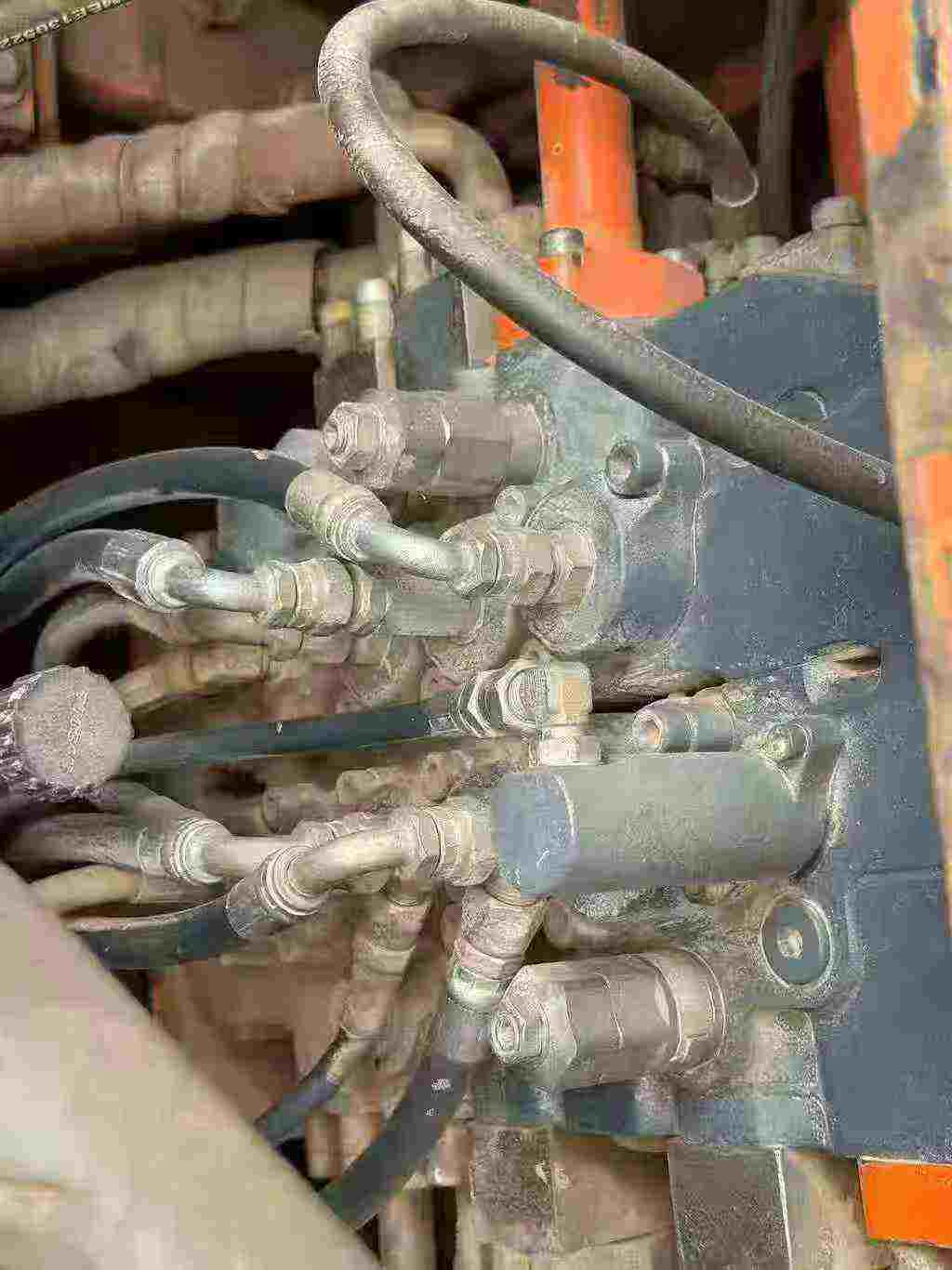 Buy Doosan DH215-9 Used Excavator / 8 Used Doosan DH215-9 Excavator 2015 Model / 8