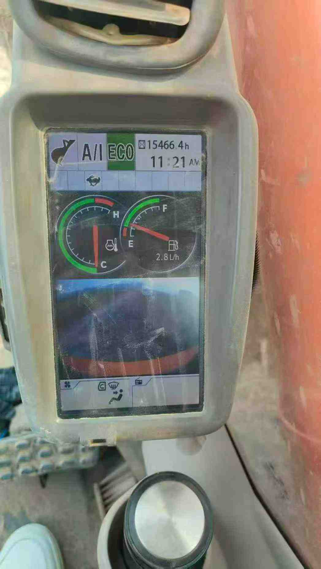 Used Hitachi ZH200-5A Excavator 2016 Model / 9