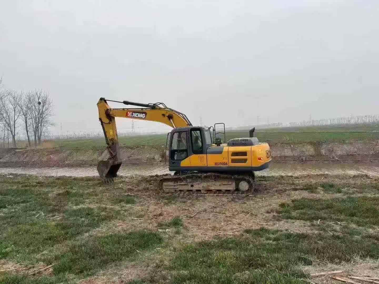 Buy XCMG XE200 Used Excavator / 5 Used XCMG XE200 Excavator 2016 Model / 5