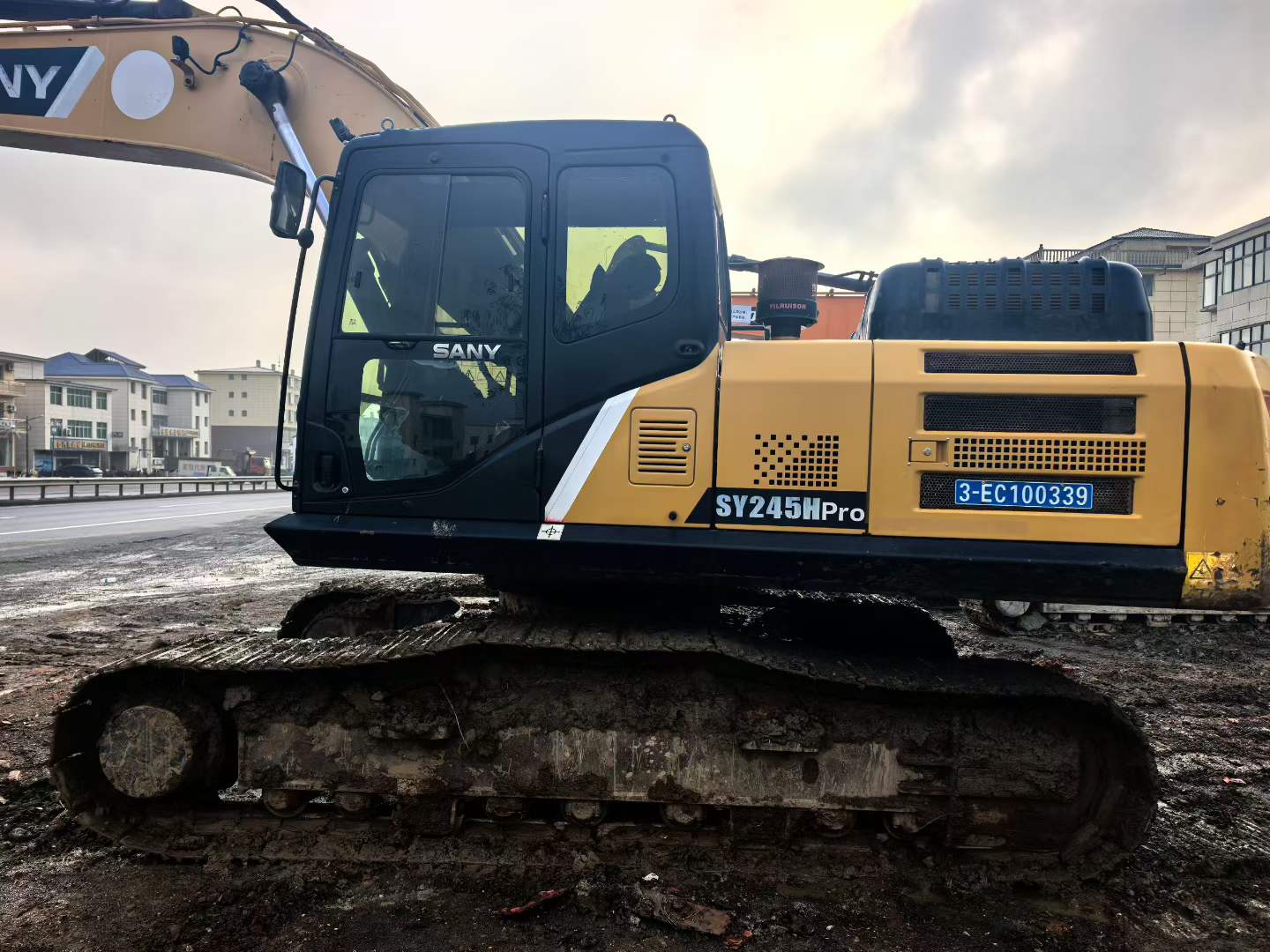 Buy Sany SY245H Used Excavator / 1