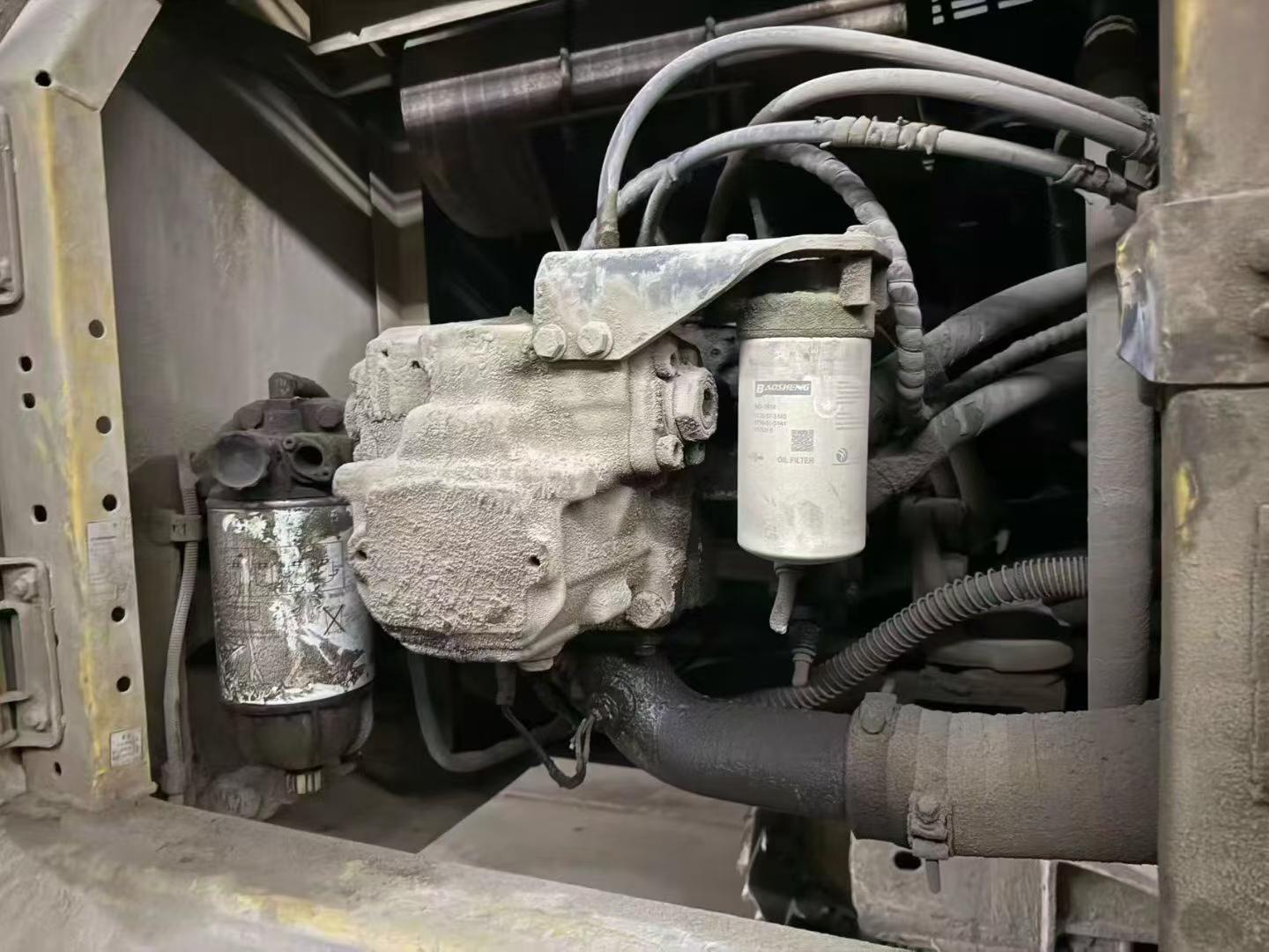 Buy Komatsu PC210-8 Used Excavator / 1