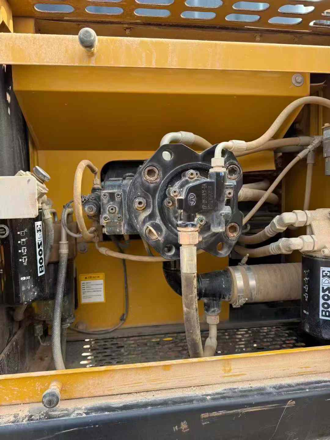 Used Sany SY200C Excavator 2022 Model / 5