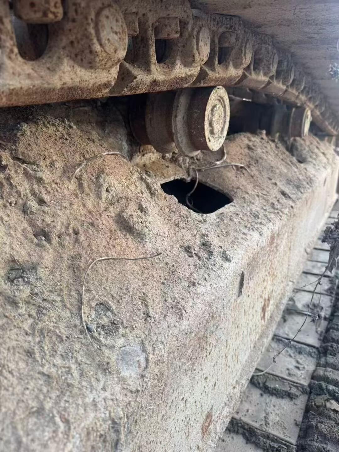 Buy Komatsu PC220-7 Used Excavator / 7 Used Komatsu PC220-7 Excavator 2006 Model / 7