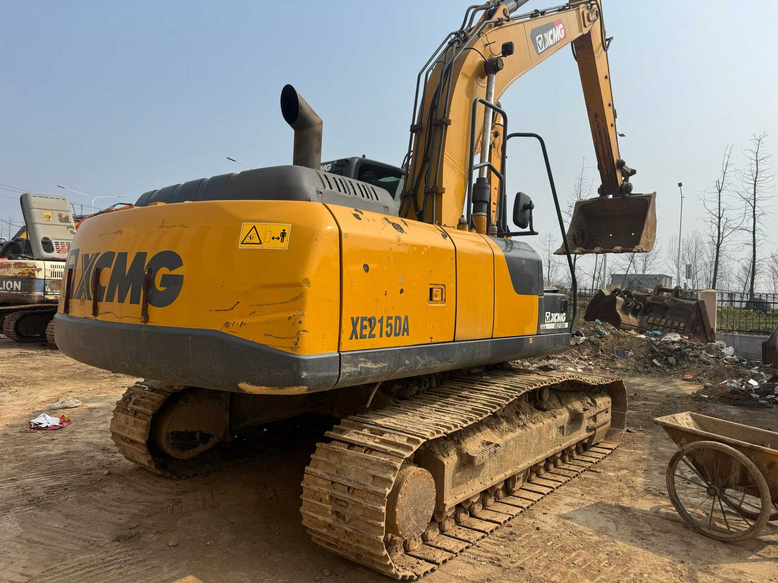Buy XCMG XE215 Used Excavator / 1