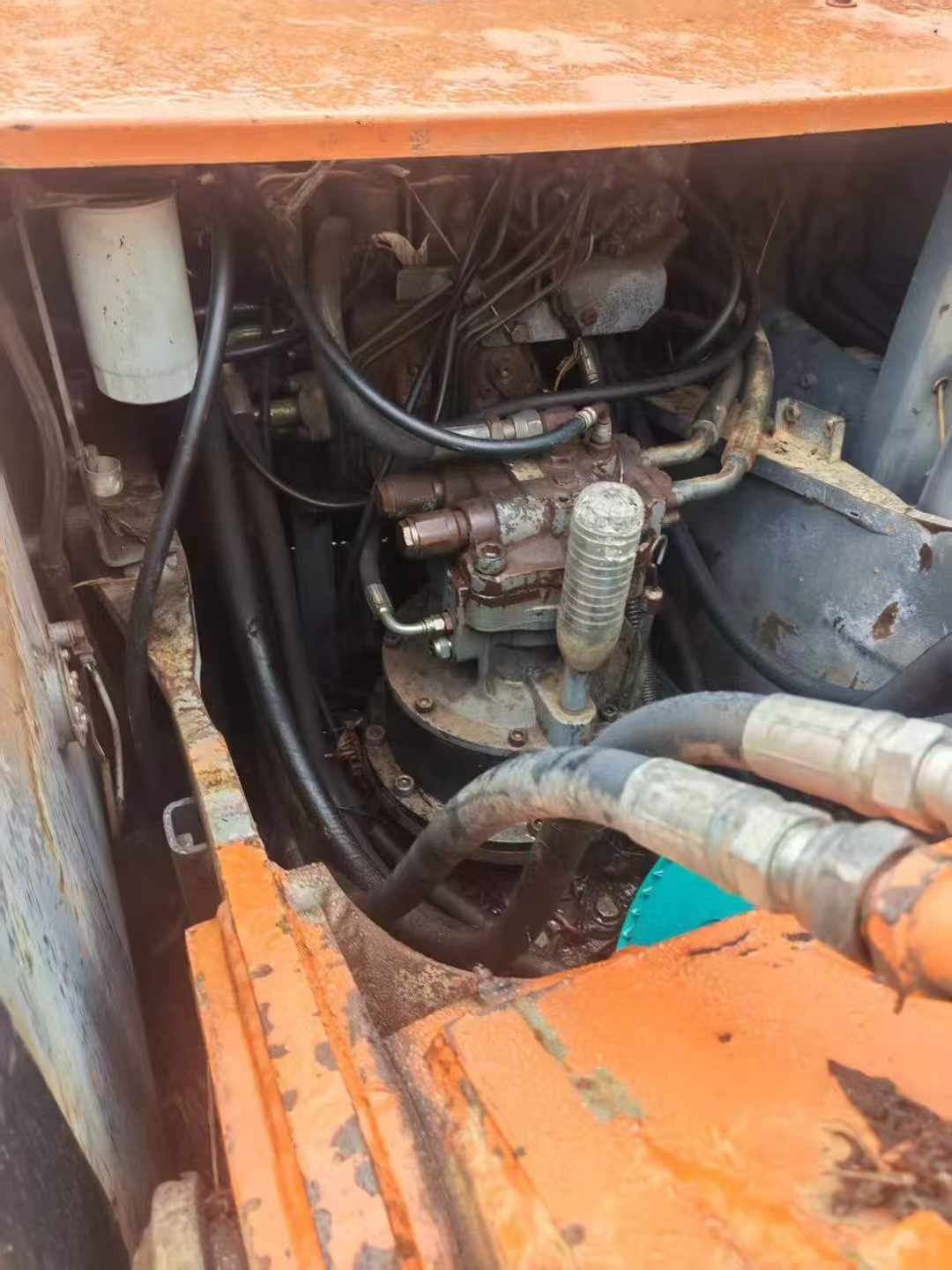 Used Hitachi ZX200-6 Excavator 2016 Model / 2