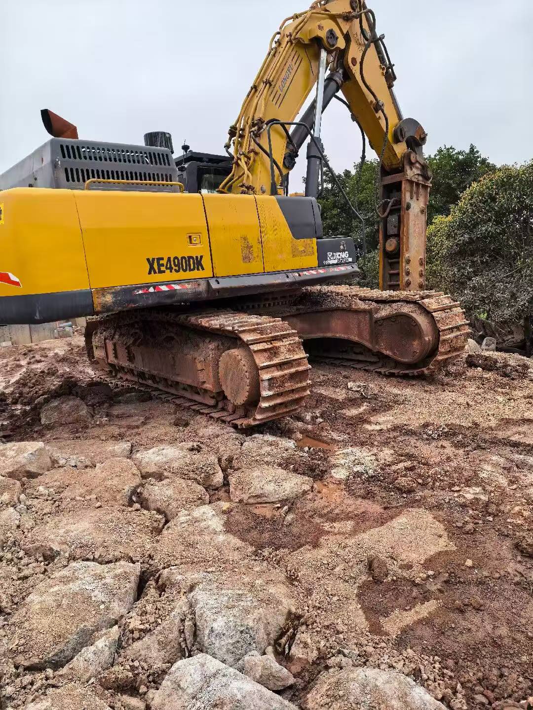 Buy XCMG XE490D Used Excavator / 1