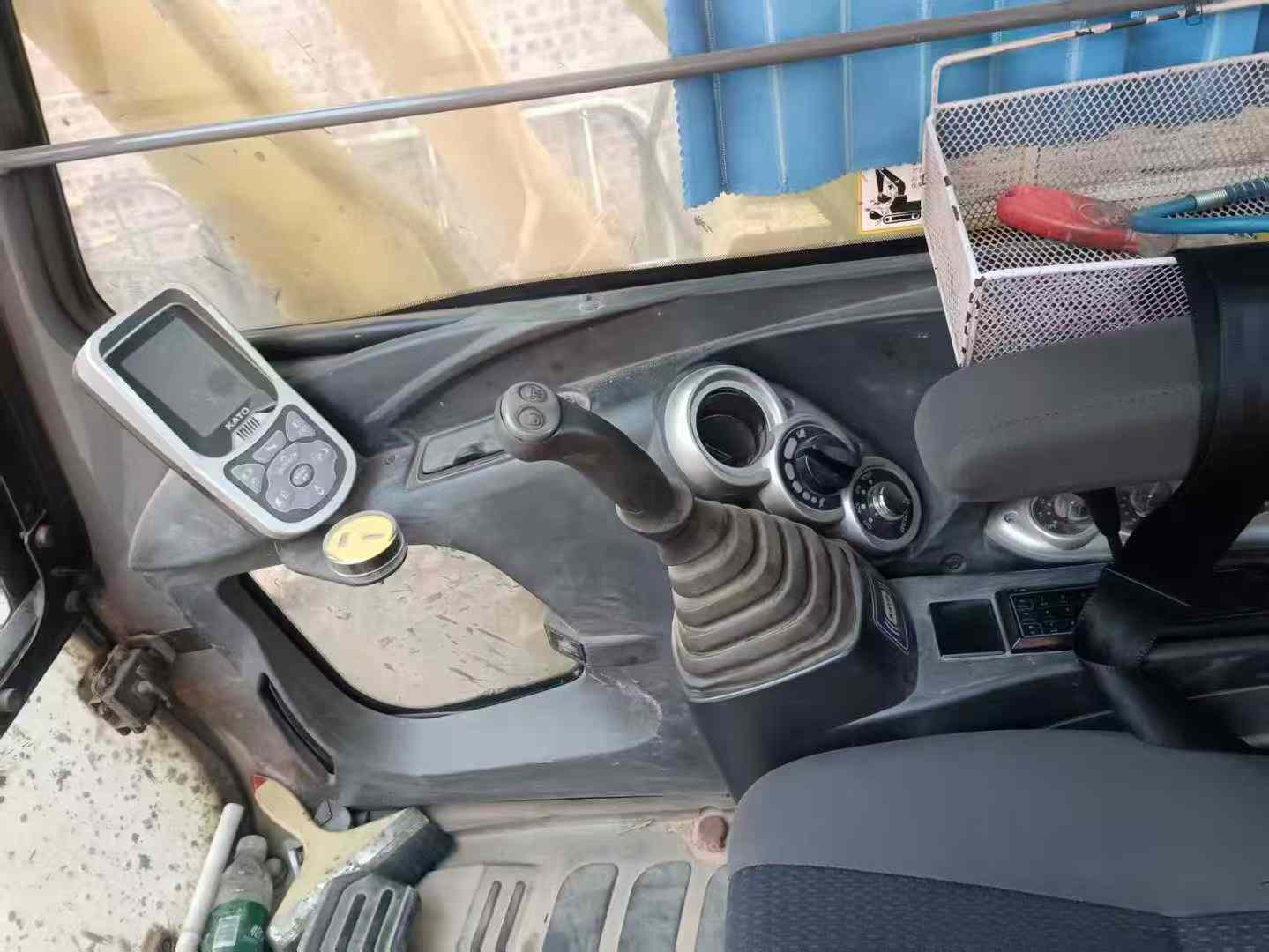 Buy Kato HD512-6 Used Excavator / 4 Used Kato HD512-6 Excavator 2016 Model / 4