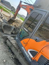 Buy Doosan DH60 Used Excavator / 7 Used Doosan DH60 Excavator 2021 Model / 7