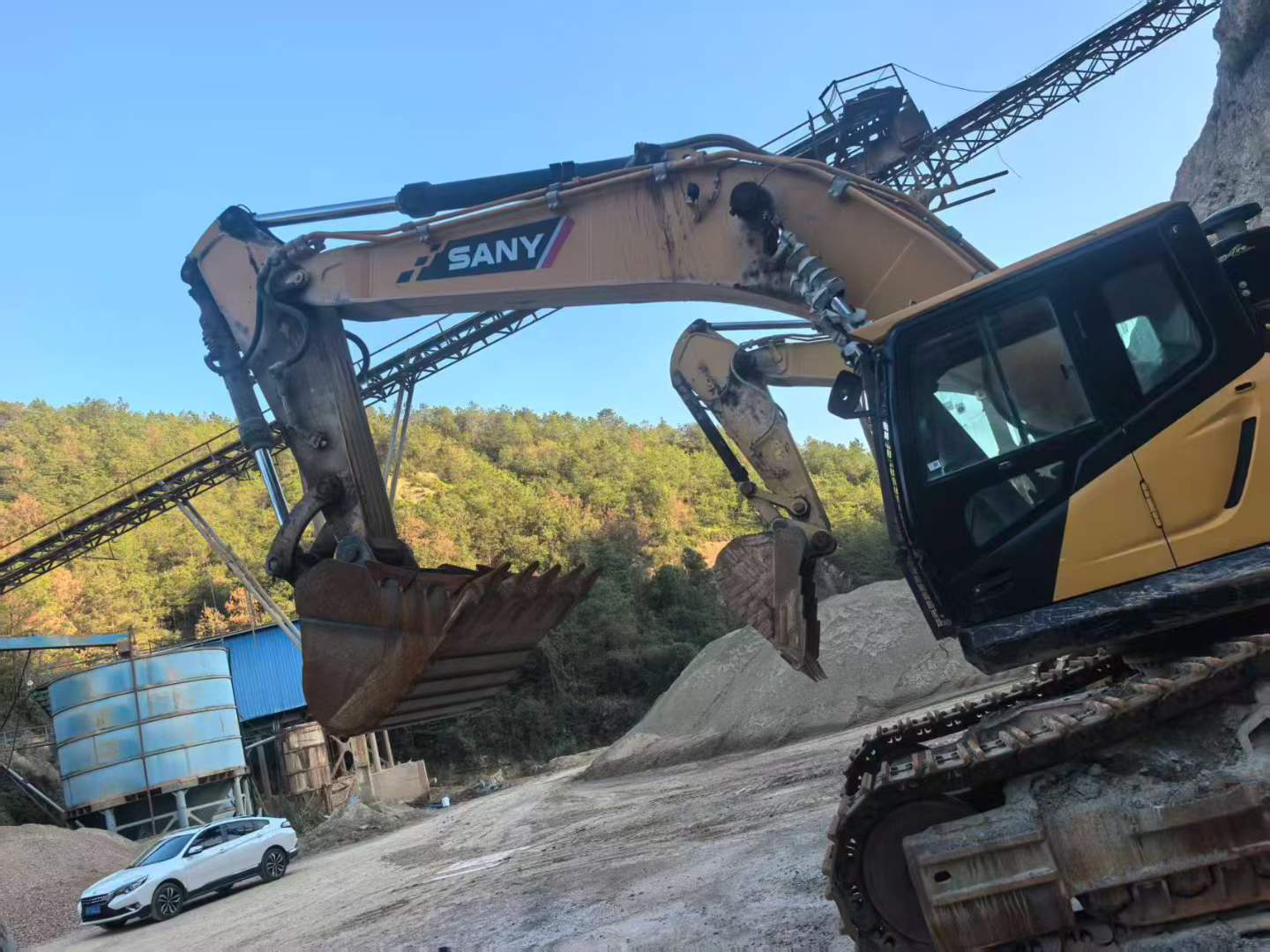 Used Sany SY550H Excavator 2021 Model / 9