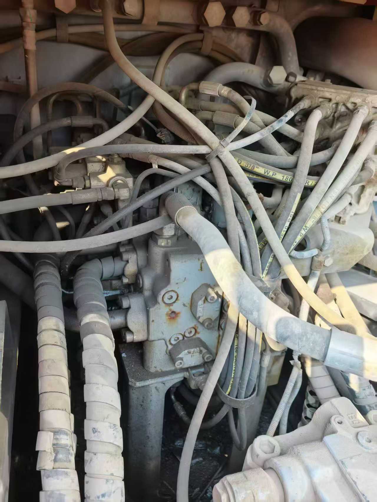 Used Hitachi ZX260-3G Excavator 2019 Model / 7