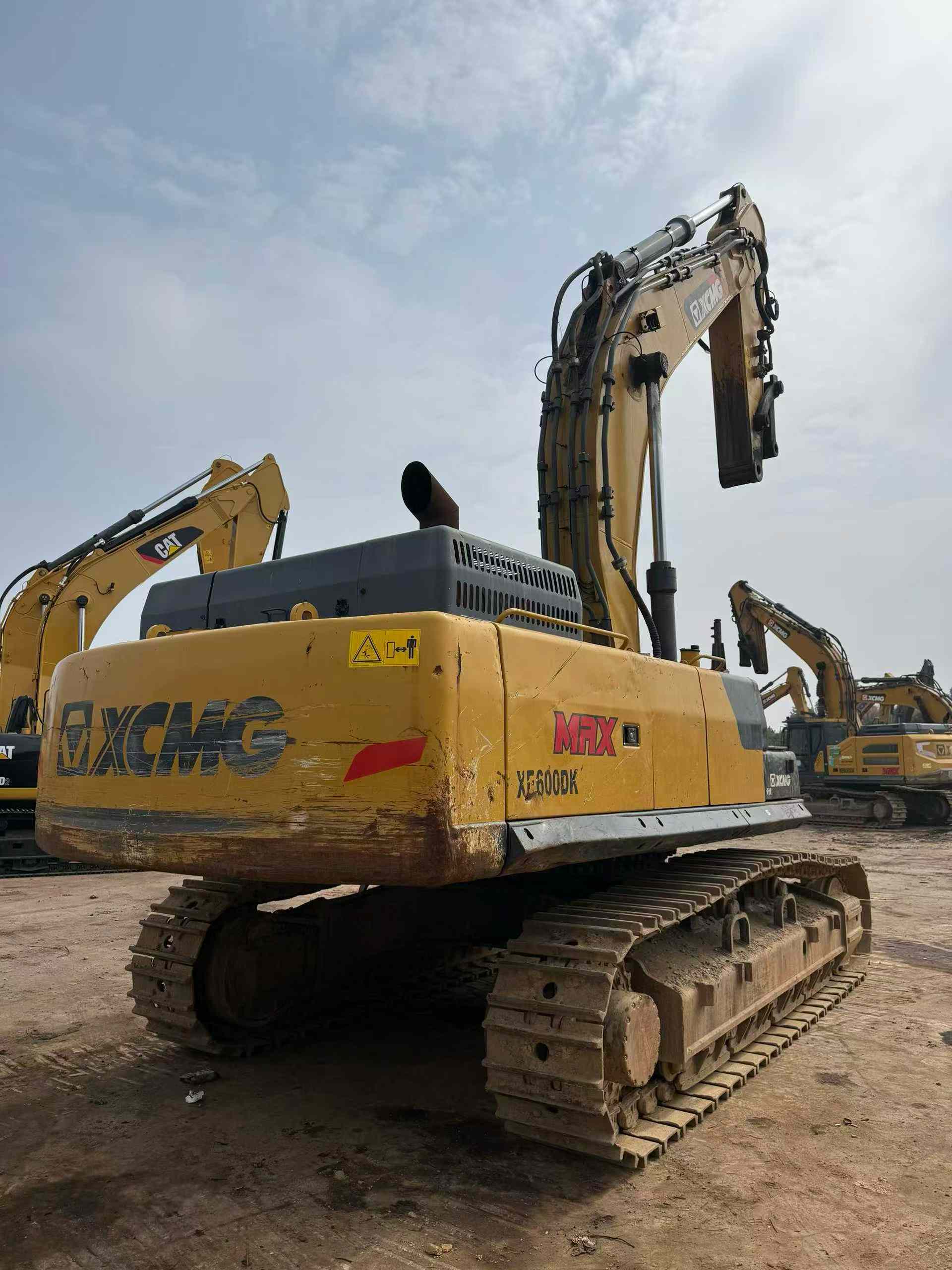 Used XCMG XE550DK Excavator 2016 Model / 2
