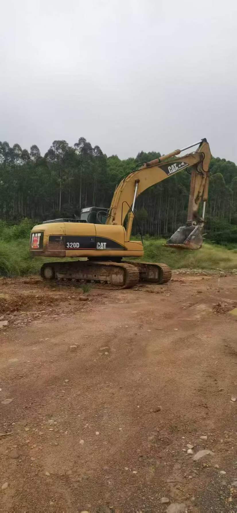 Used Caterpillar 320D Excavator 2016 Model / 3