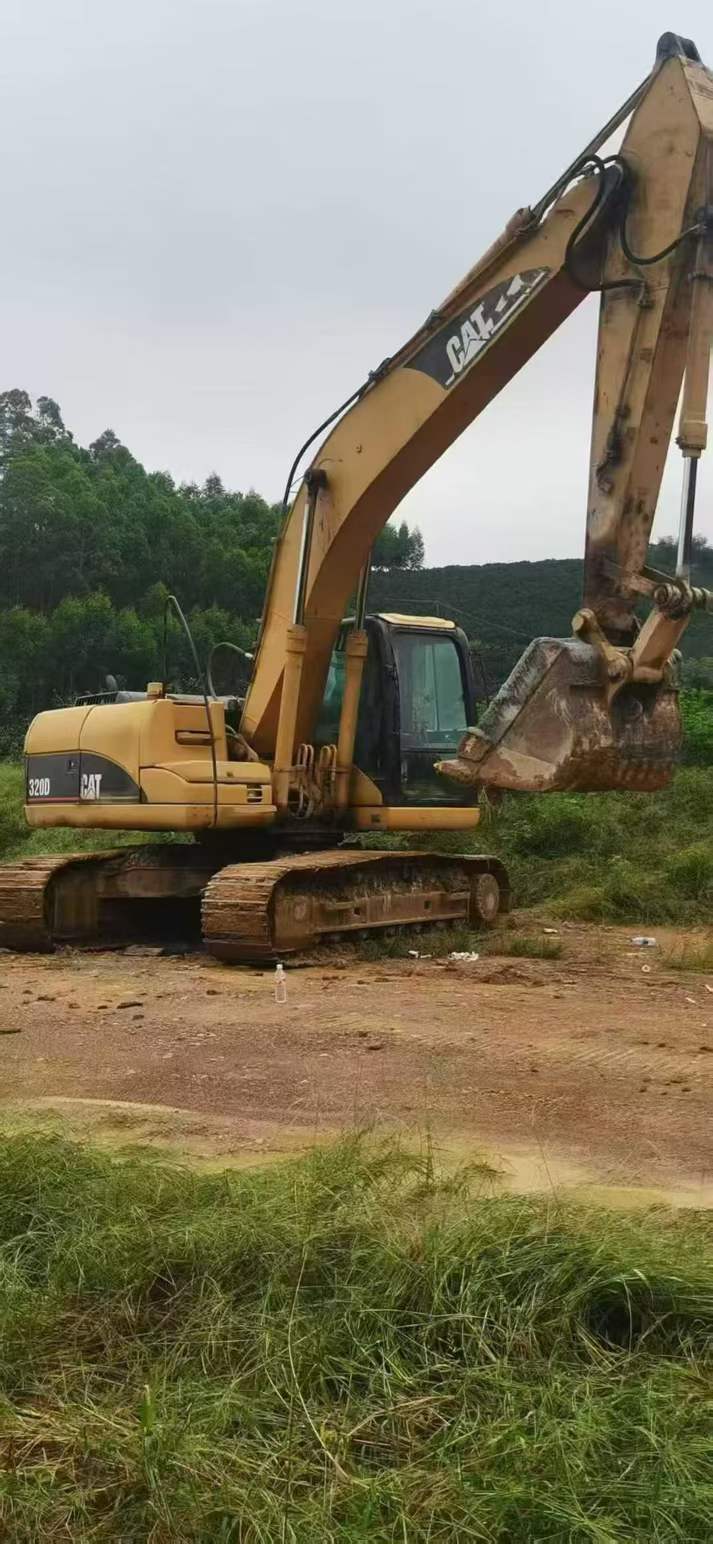 Used Caterpillar 320D Excavator 2016 Model / 4