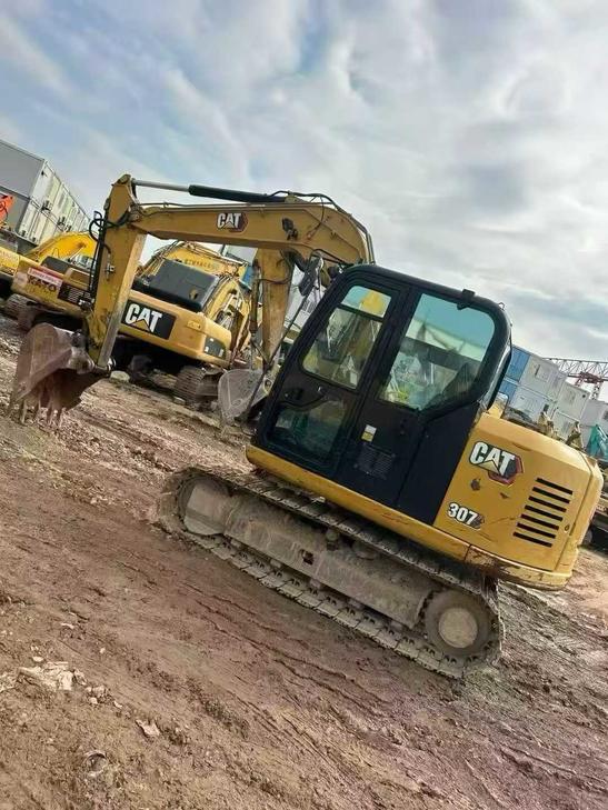 Buy Caterpillar 307B Used Excavator / 1