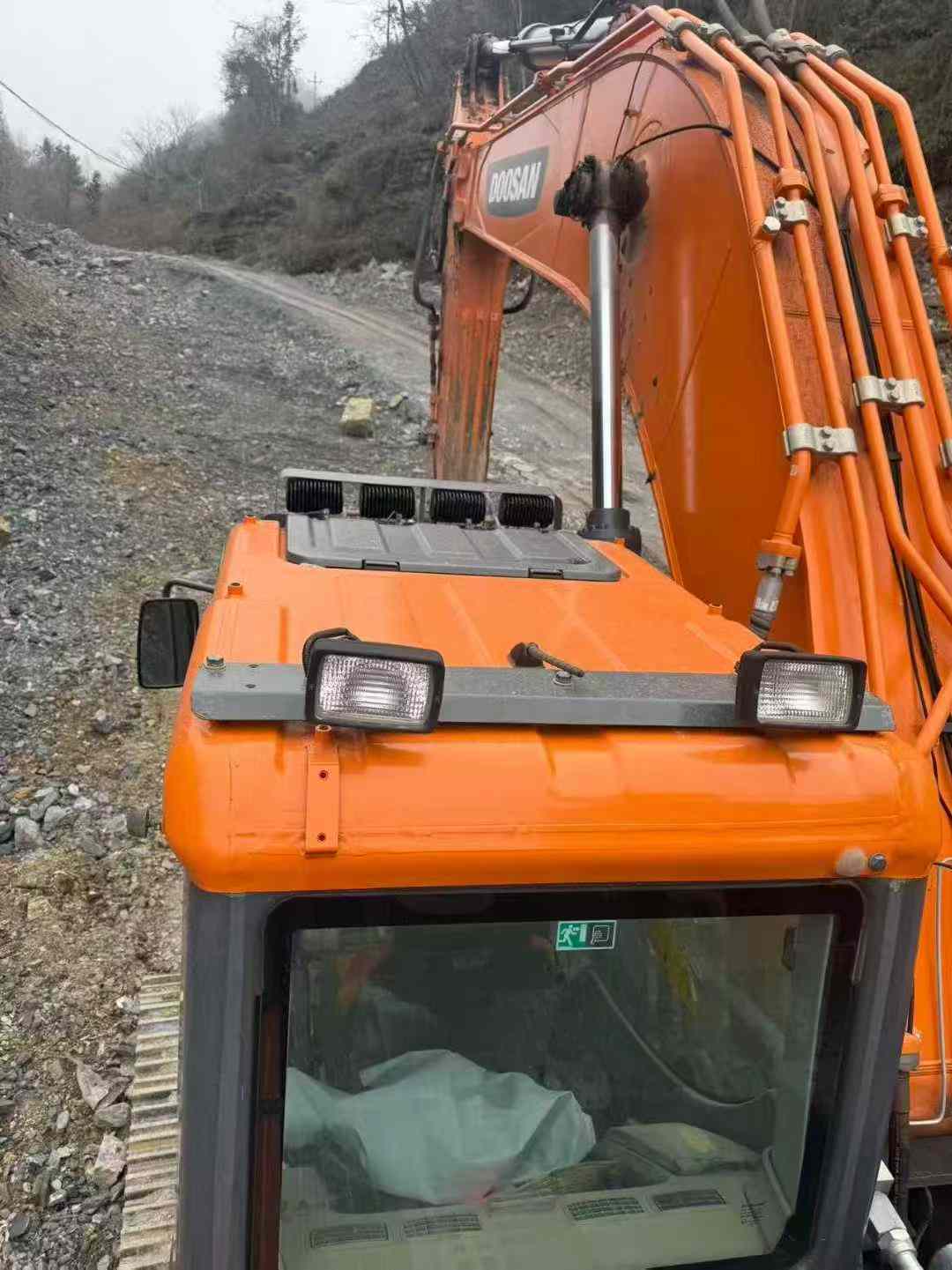 Used Doosan DX380 Excavator 2023 Model / 7