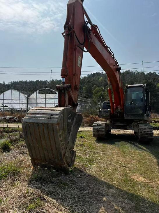 Buy Hitachi EX210-5 Used Excavator / 1